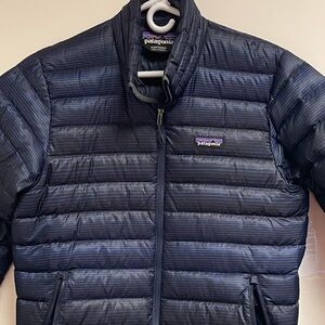 Patagonia Goose Down Sweater Jacket size S 84674 Black and Blue Stripe.